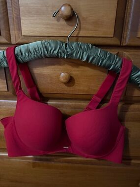 Lane Bryant Cacique Modern Luxe Balconette Bra 40C in Red
